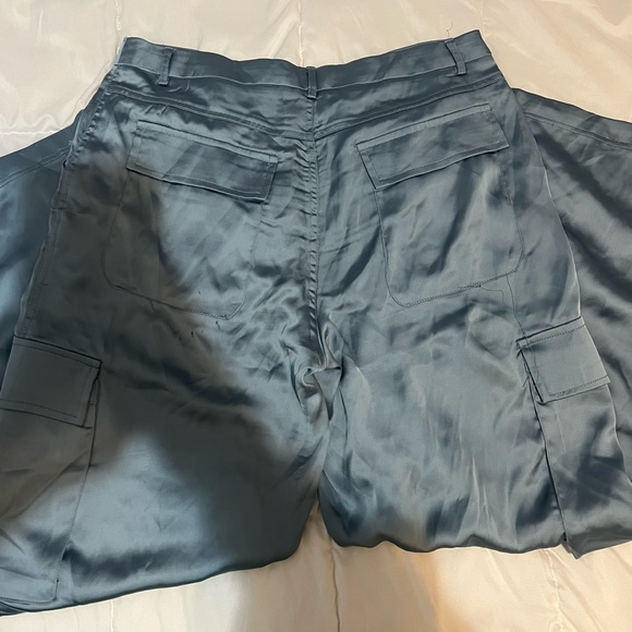 Princess polly satin pants - Picture 3 of 5